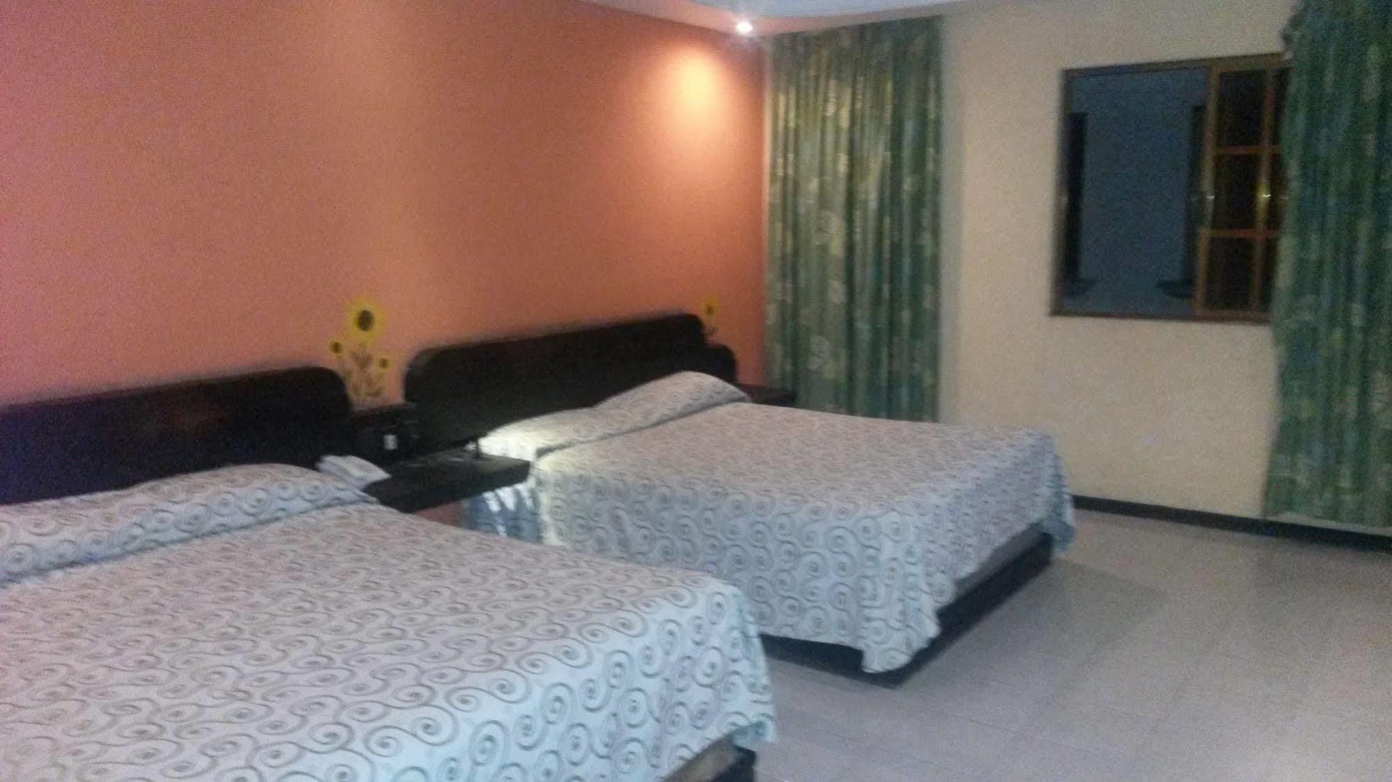 Hotel Playa Internacional Kota Meksiko Bagian luar foto